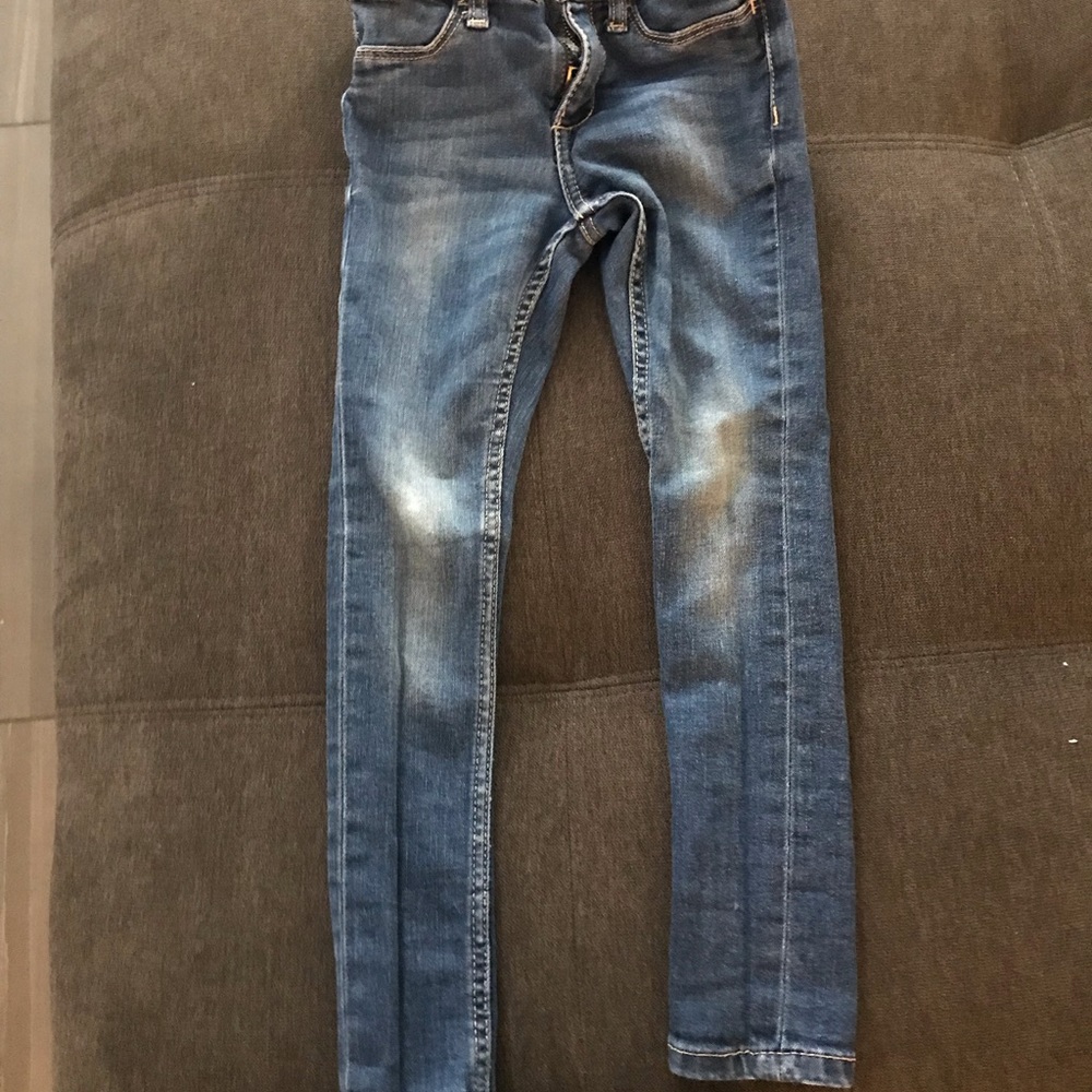 Skinny jeans